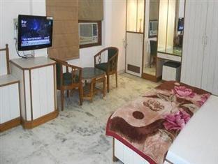 Hotel Celebration Kanpur Exterior photo