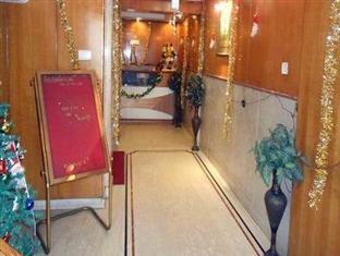 Hotel Celebration Kanpur Exterior photo